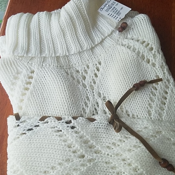 Charlotte Russe Sweaters - Velvet Lace Detail Sweater